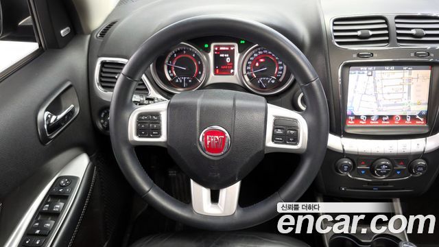 FIAT 프리몬트 2.0 라운지 2013 - photo 13 - Import Corée du Sud | International Cars