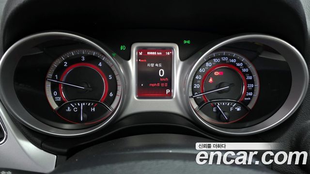 FIAT 프리몬트 2.0 라운지 2013 - photo 8 - Import Corée du Sud | International Cars
