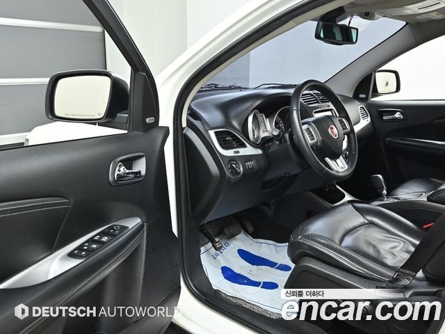 FIAT 프리몬트 2.0 라운지 2013 - photo 11 - Import Corée du Sud | International Cars