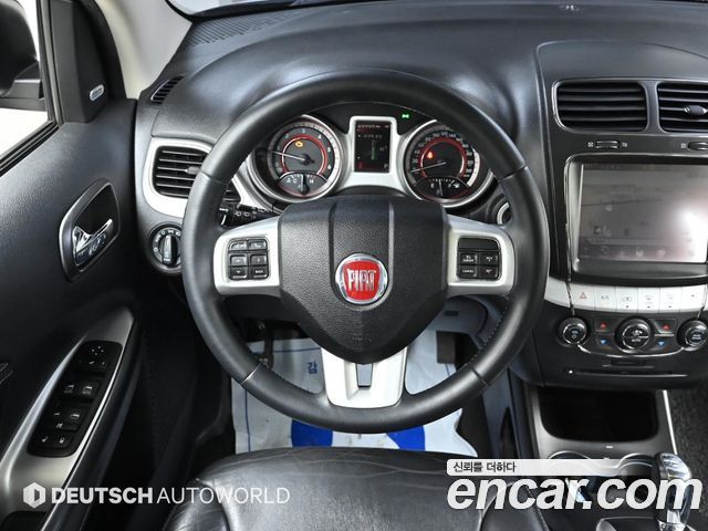 FIAT 프리몬트 2.0 라운지 2013 - photo 13 - Import Corée du Sud | International Cars