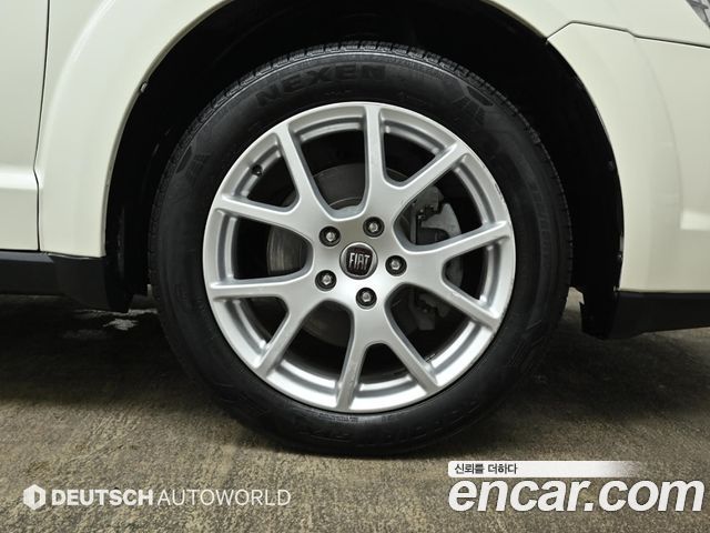 FIAT 프리몬트 2.0 라운지 2013 - photo 5 - Import Corée du Sud | International Cars