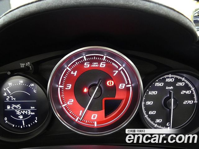 FIAT 124 Spyder 1.4 아바스 2019 - photo 8 - Import Corée du Sud | International Cars