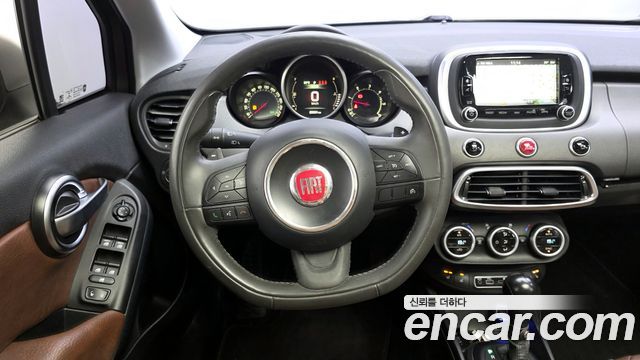 FIAT 500X 2.0 디젤 크로스 Plus AWD 2016 - photo 13 - Import Corée du Sud | International Cars