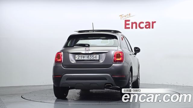 FIAT 500X 2.0 디젤 크로스 Plus AWD 2016 - photo 4 - Import Corée du Sud | International Cars