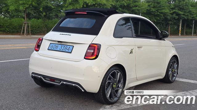 FIAT 500e EV 2024 - photo 2 - Import Corée du Sud | International Cars