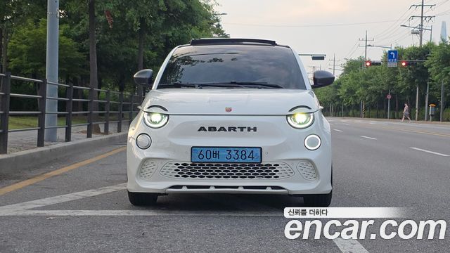 FIAT 500e EV 2024 - photo 3 - Import Corée du Sud | International Cars
