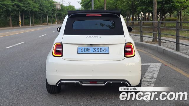 FIAT 500e EV 2024 - photo 4 - Import Corée du Sud | International Cars