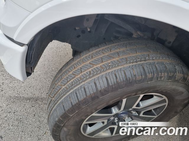 FORD F150 2.7L 2015 - photo 11 - Import Corée du Sud | International Cars