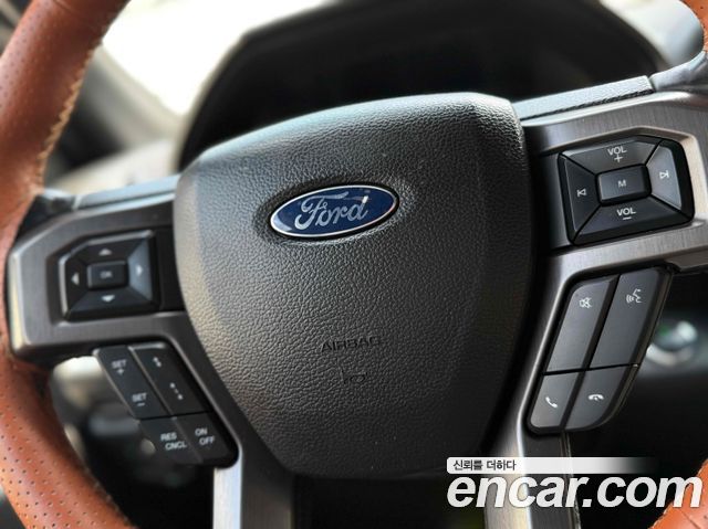 FORD F150 3.5L 2016 - photo 18 - Import Corée du Sud | International Cars