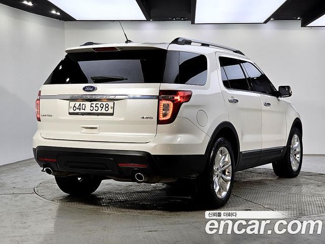 FORD 익스플로러 3.5 리미티드 4WD 2013 - photo 4 - Import Corée du Sud | International Cars