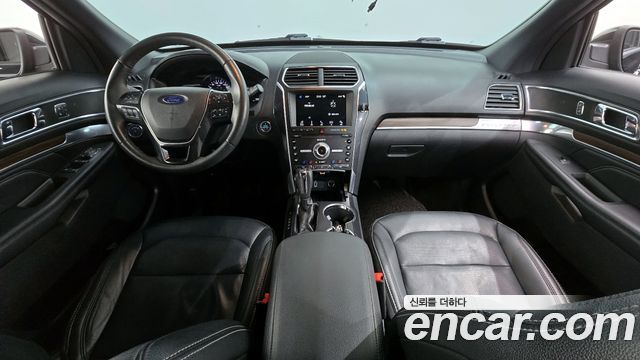 FORD 익스플로러 2.3 리미티드 4WD 2019 - photo 7 - Import Corée du Sud | International Cars