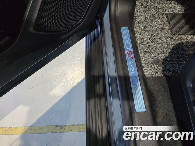 FORD 익스플로러 6세대 2.3 ST-Line 4WD 2025 - photo 12 - Import Corée du Sud | International Cars