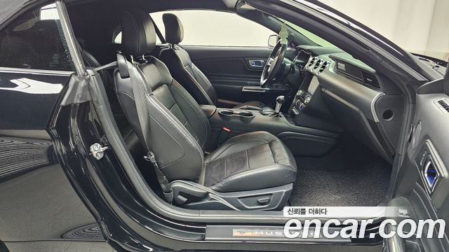 FORD 머스탱 Convertible 2022 - photo 11 - Import Corée du Sud | International Cars