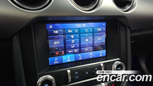 FORD 머스탱 Convertible 2022 - photo 18 - Import Corée du Sud | International Cars