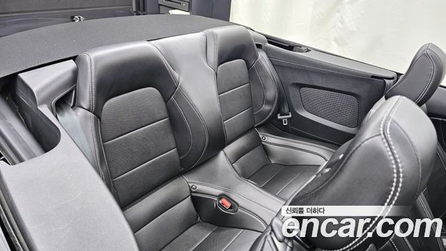 FORD 머스탱 Convertible 2023 - photo 12 - Import Corée du Sud | International Cars
