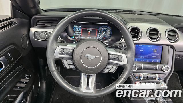 FORD 머스탱 Convertible 2023 - photo 13 - Import Corée du Sud | International Cars