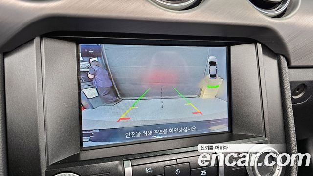 FORD 머스탱 Convertible 2023 - photo 15 - Import Corée du Sud | International Cars