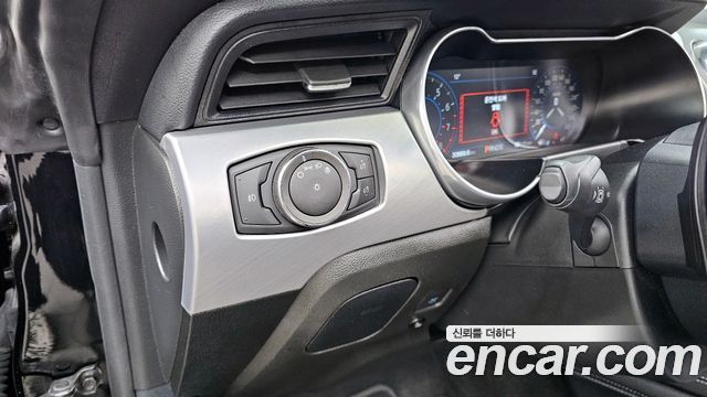 FORD 머스탱 Convertible 2023 - photo 16 - Import Corée du Sud | International Cars
