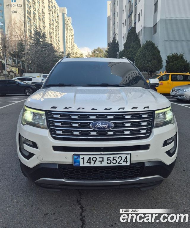 FORD 익스플로러 2.3 리미티드 4WD 2017 - photo 3 - Import Corée du Sud | International Cars