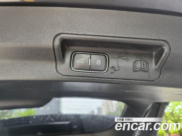 FORD 익스플로러 6세대 2.3 리미티드 4WD 2020 - photo 13 - Import Corée du Sud | International Cars