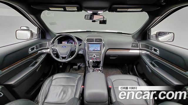 FORD 익스플로러 2.3 리미티드 4WD 2019 - photo 6 - Import Corée du Sud | International Cars