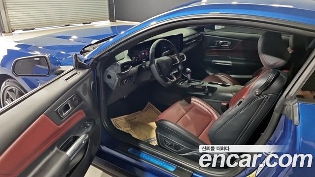 FORD 머스탱 7세대 2.3 에코부스트 Premium Coupé 2025 - photo 17 - Import Corée du Sud | International Cars