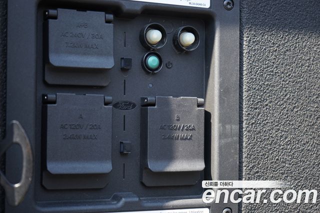 FORD F150 3.5L 하이브리드 2021 - photo 17 - Import Corée du Sud | International Cars