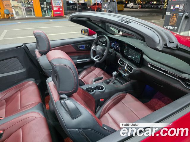 FORD 머스탱 7세대 2.3 에코부스트 Premium Convertible 2024 - photo 8 - Import Corée du Sud | International Cars