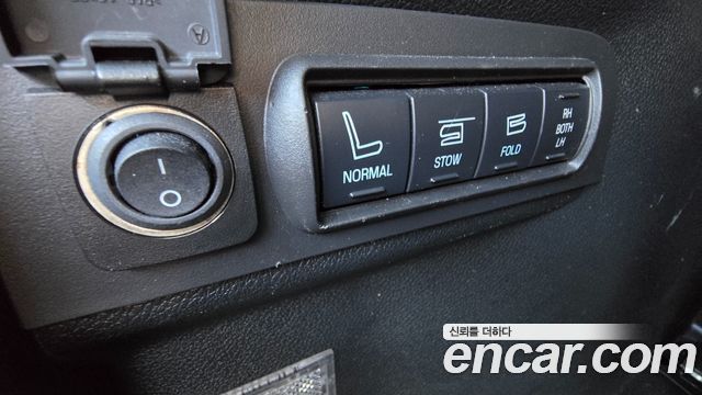 FORD 익스플로러 2.3 리미티드 4WD 2018 - photo 13 - Import Corée du Sud | International Cars