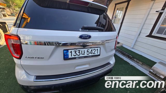 FORD 익스플로러 2.3 리미티드 4WD 2018 - photo 2 - Import Corée du Sud | International Cars