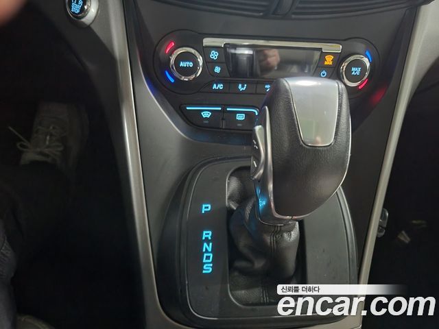 FORD 쿠가 2세대 2.0 디젤 트렌디 2016 - photo 10 - Import Corée du Sud | International Cars