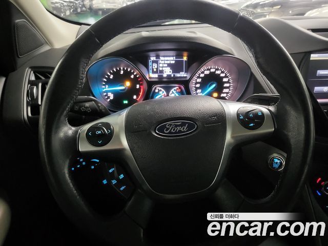 FORD 쿠가 2세대 2.0 디젤 트렌디 2016 - photo 6 - Import Corée du Sud | International Cars
