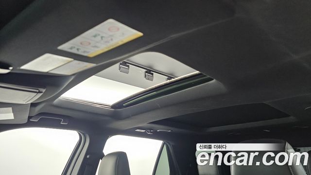 FORD 익스플로러 2.3 리미티드 4WD 2019 - photo 32 - Import Corée du Sud | International Cars