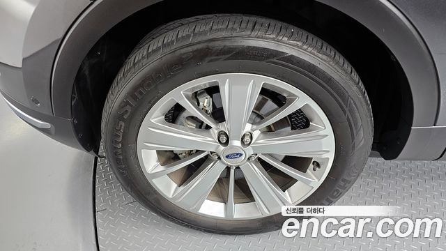 FORD 익스플로러 2.3 리미티드 4WD 2019 - photo 5 - Import Corée du Sud | International Cars