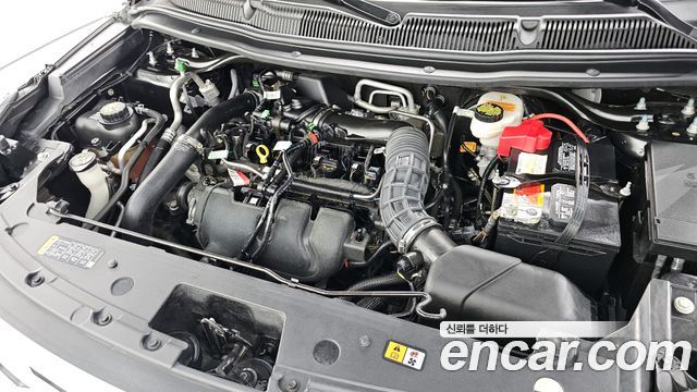 FORD 익스플로러 2.3 리미티드 4WD 2019 - photo 6 - Import Corée du Sud | International Cars