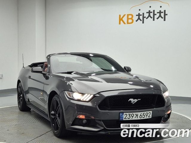 FORD Mustang Cabriolet 2017