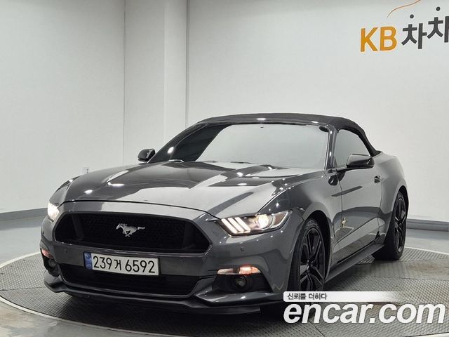 FORD 머스탱 Convertible 2017 - photo 2 - Import Corée du Sud | International Cars