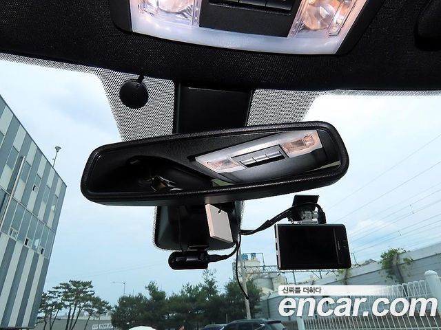 FORD 익스플로러 2.3 리미티드 4WD 2019 - photo 14 - Import Corée du Sud | International Cars