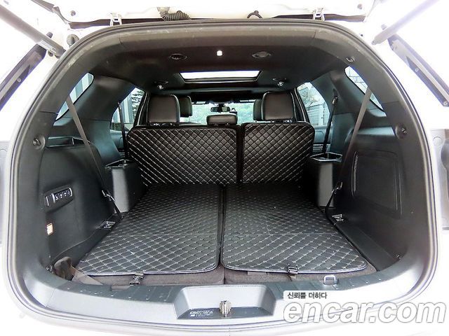 FORD 익스플로러 2.3 리미티드 4WD 2019 - photo 18 - Import Corée du Sud | International Cars