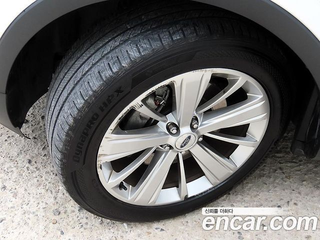 FORD 익스플로러 2.3 리미티드 4WD 2019 - photo 20 - Import Corée du Sud | International Cars
