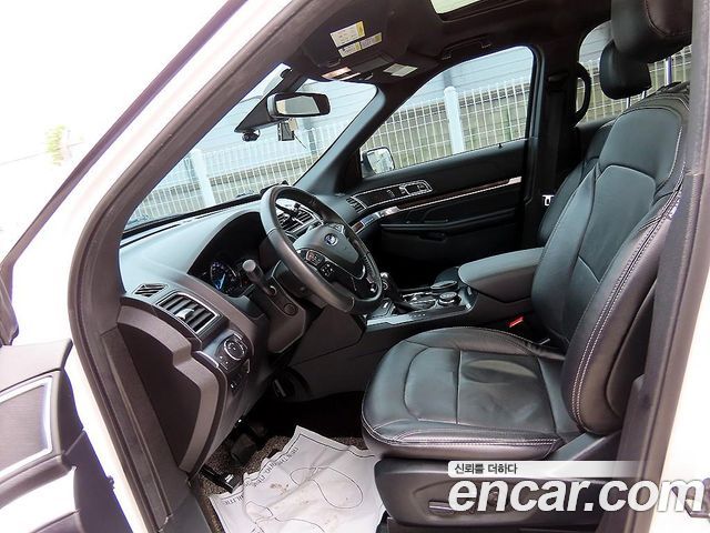 FORD 익스플로러 2.3 리미티드 4WD 2019 - photo 5 - Import Corée du Sud | International Cars