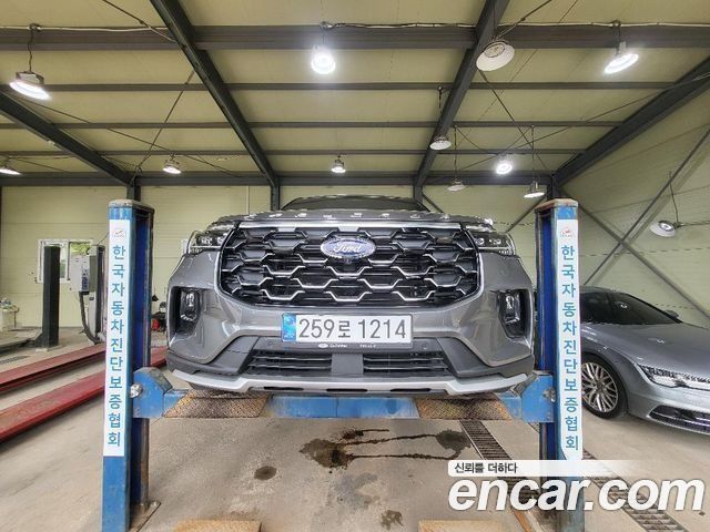FORD Explorer Gen.6 2.3 Platinum 4WD 2025