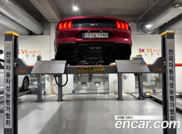 FORD 머스탱 GT Convertible 2022 - photo 2 - Import Corée du Sud | International Cars