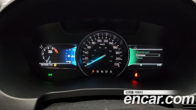 FORD 익스플로러 2.3 리미티드 4WD 2017 - photo 11 - Import Corée du Sud | International Cars