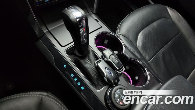 FORD 익스플로러 2.3 리미티드 4WD 2017 - photo 12 - Import Corée du Sud | International Cars