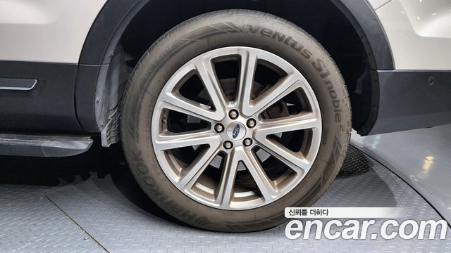 FORD 익스플로러 2.3 리미티드 4WD 2017 - photo 7 - Import Corée du Sud | International Cars