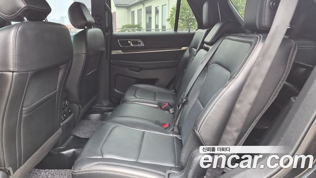 FORD 익스플로러 2.3 리미티드 4WD 2017 - photo 18 - Import Corée du Sud | International Cars