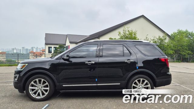 FORD 익스플로러 2.3 리미티드 4WD 2017 - photo 3 - Import Corée du Sud | International Cars