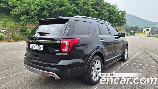 FORD 익스플로러 2.3 리미티드 4WD 2017 - photo 6 - Import Corée du Sud | International Cars