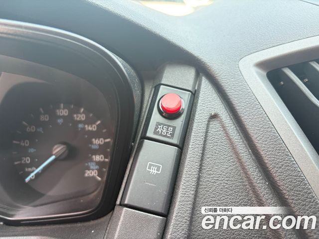 FORD 트랜짓 3.7 2015 - photo 8 - Import Corée du Sud | International Cars